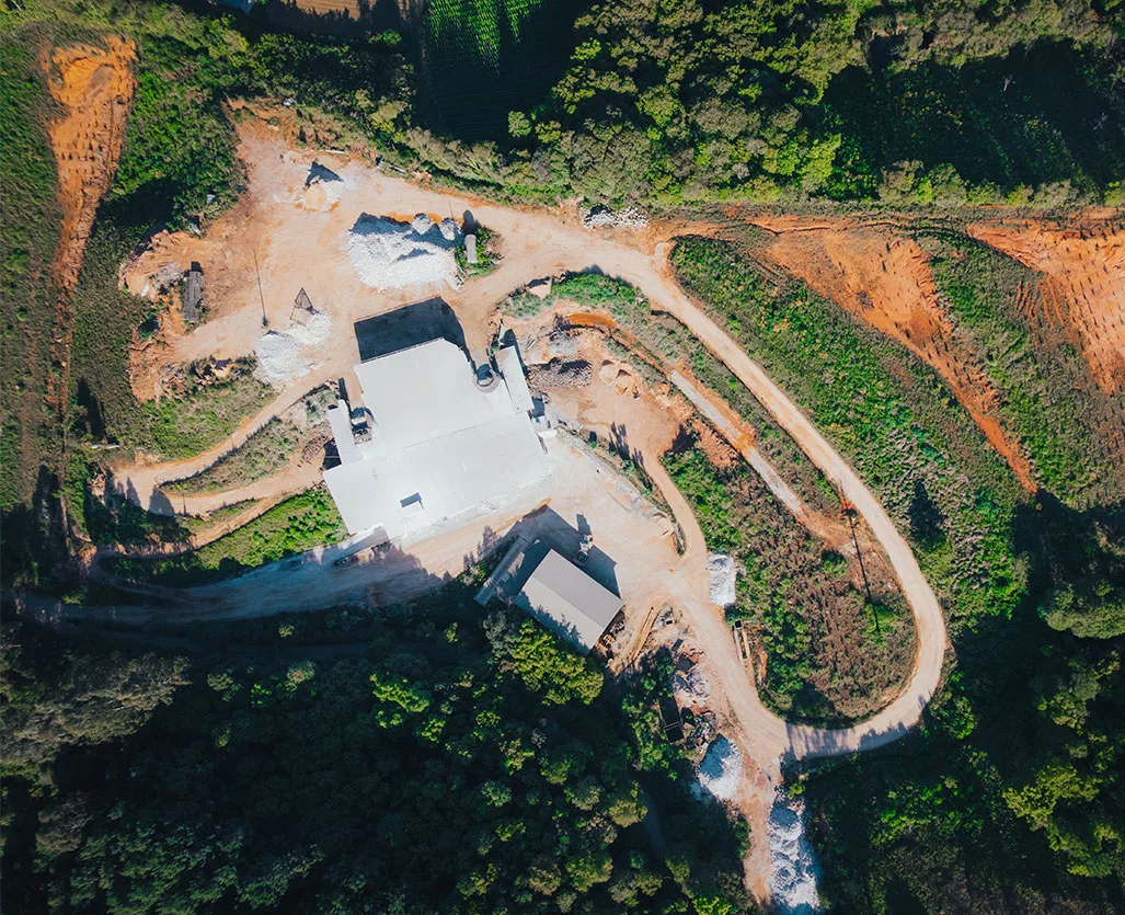 Vista aérea da unidade de Cal do Grupo Capivari